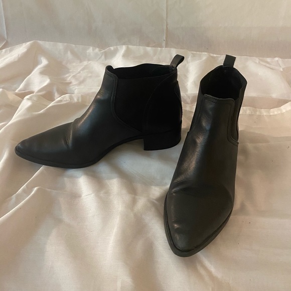 Italian Chelsea leather ankle boots - Picture 3 of 5